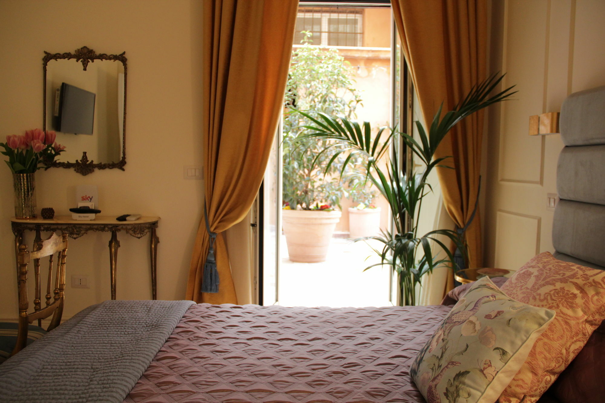 Ingrami Suites&Spa Rome Bagian luar foto